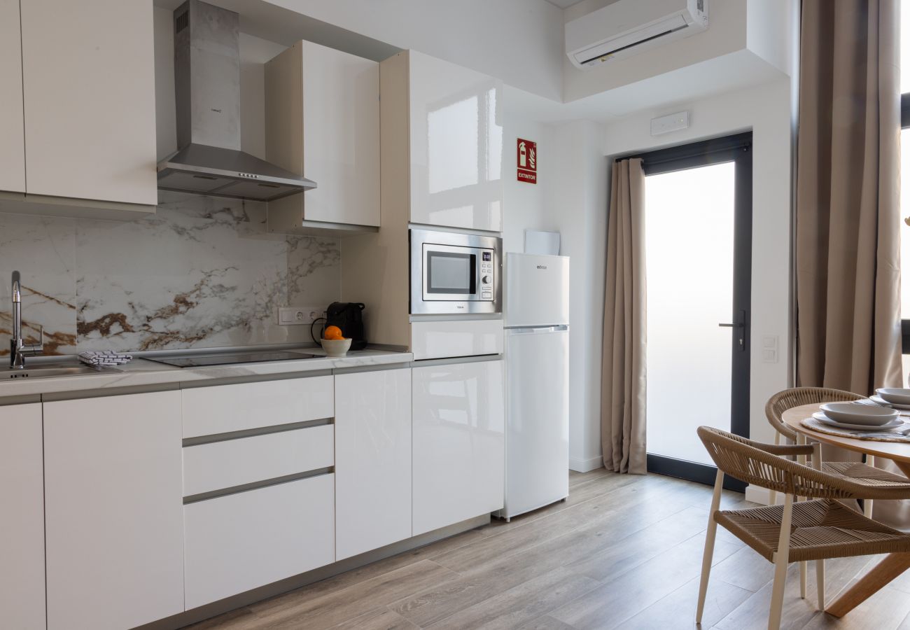 Valencia apartment kitchen
